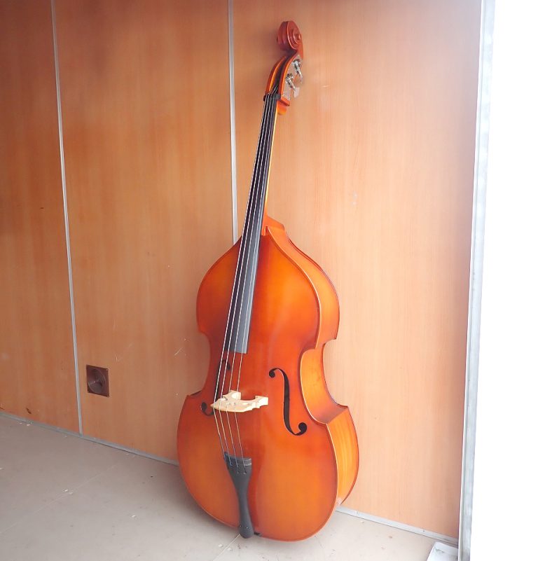 コントラバス SUZUKI No.85 4/4 鈴木バイオリン スズキ ウッドベース Anno 1990 ソフトケース付
