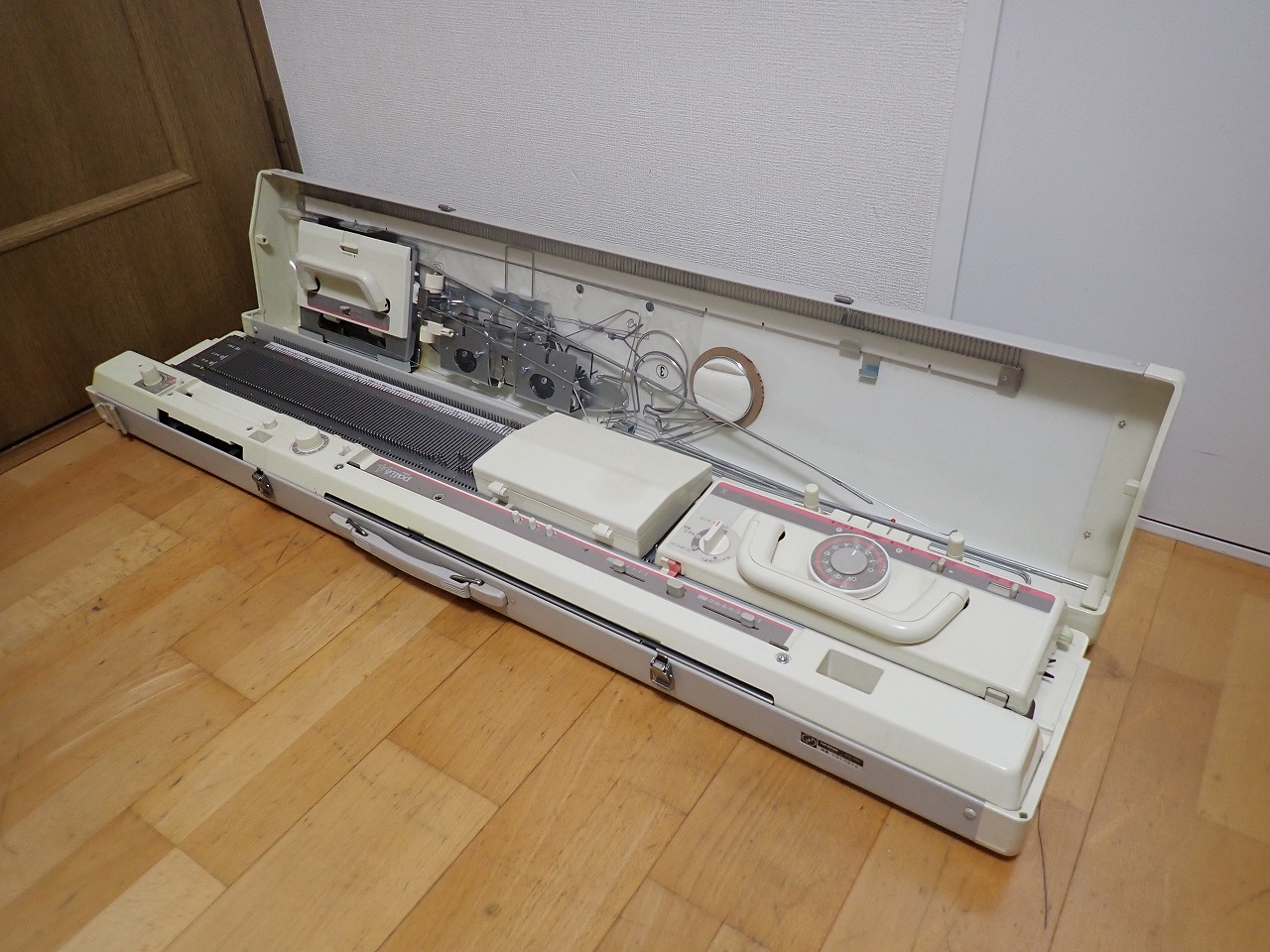 送料無料 ハンドメイド ブラザー 編み機 パリエエースKH-891