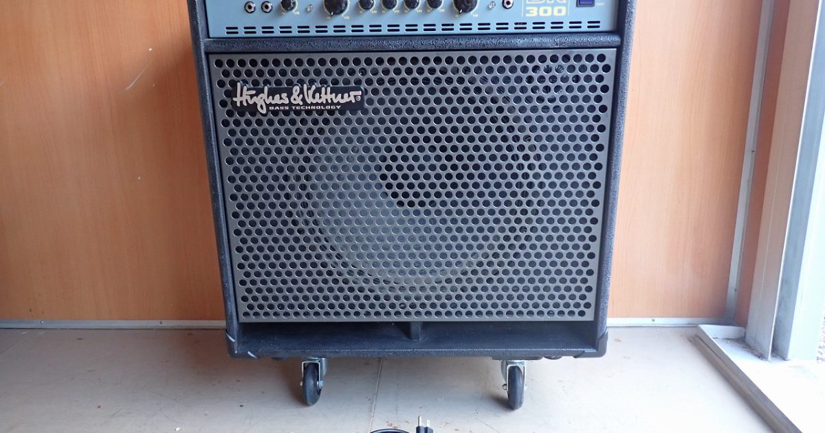 ベースアンプ HUGHES&KETTNER BASSKICK SERIES BK300 615 Watts ヒュースアンドケトナー ベースキック ギターアンプ