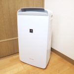 除湿器 SHARP CM-J100-W シャープ プラズマクラスター コンパクトクール 冷風 除湿 衣類乾燥機 乾燥 消臭