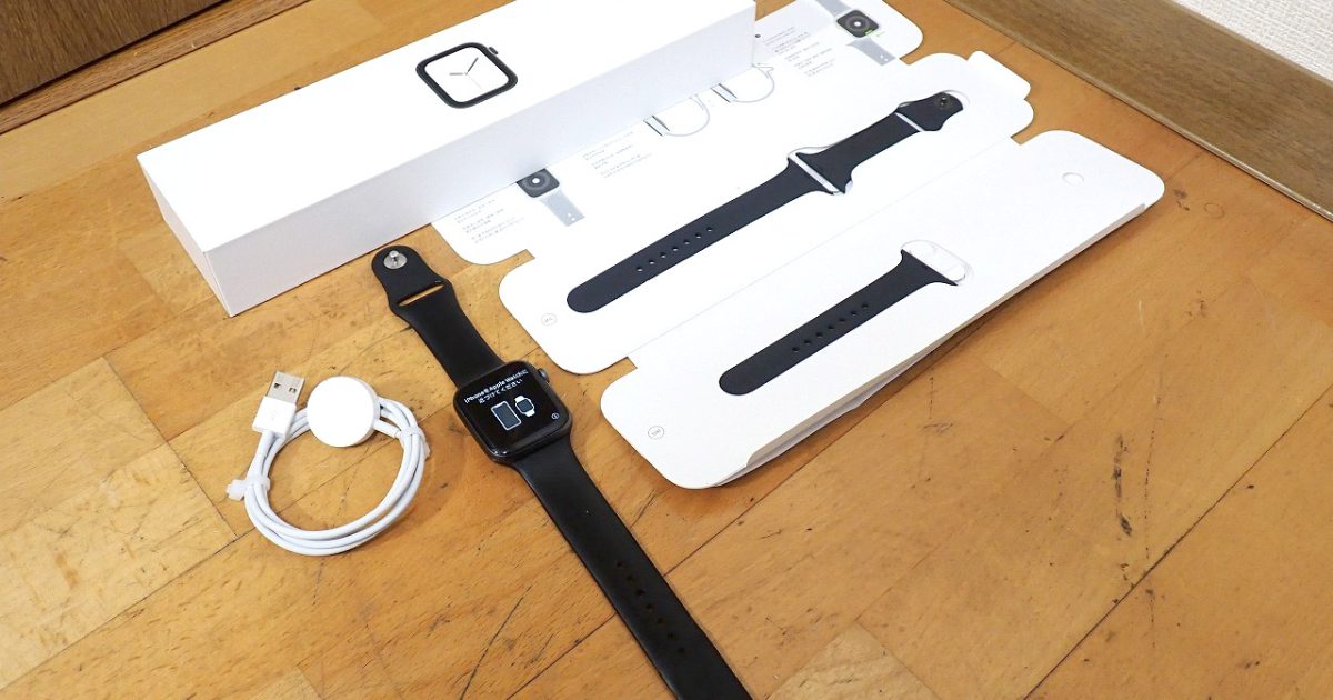 アップルウォッチ MTVU2J/A A2008 Apple Watch Series 4 GPS+Cellularモデル 44mm ブラックスポーツバンド