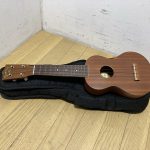 Famous ukulele フェイマス ソプラノ ウクレレ FU-120 ソフトケース付き