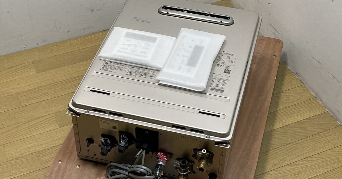 新築外 Paloma パロマ 24号 LPガス プロパンガス 屋外型給湯器 FH-2420AW 2020年製 風呂キッチンリモコン付
