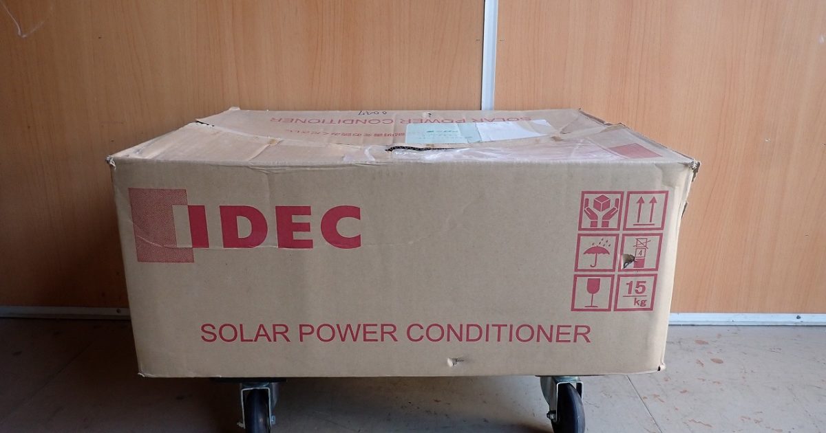 パワーコンディショナー IDEC PJ1A-A421 アイデック 屋内用 単相 4.2kW パワコン 太陽光 ソーラー 発電