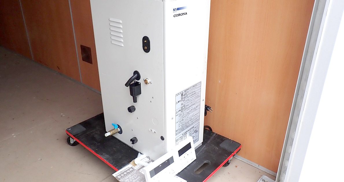 給湯器 CORONA UKB-NX370R コロナ 石油給湯機 屋外設置型 貯湯式 追いだき 石油ボイラー リモコン RBK-NXR RMK-NXR