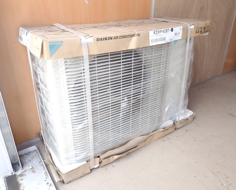 室外機 DAIKIN ECO-ZEAS RZRP40BT ダイキン 1.5馬力 三相200V R32 エアコン 空冷ヒートポンプ 室外ユニット 冷房 暖房