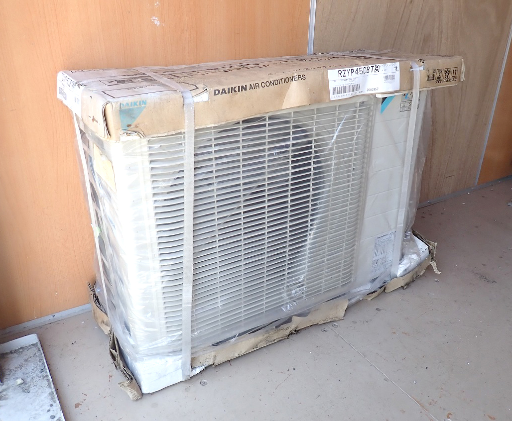室外機 DAIKIN ZEAS RZYP45CBT ダイキン 1.8馬力 三相200V R410A エアコン 空冷ヒートポンプ 室外ユニット 冷房 暖房