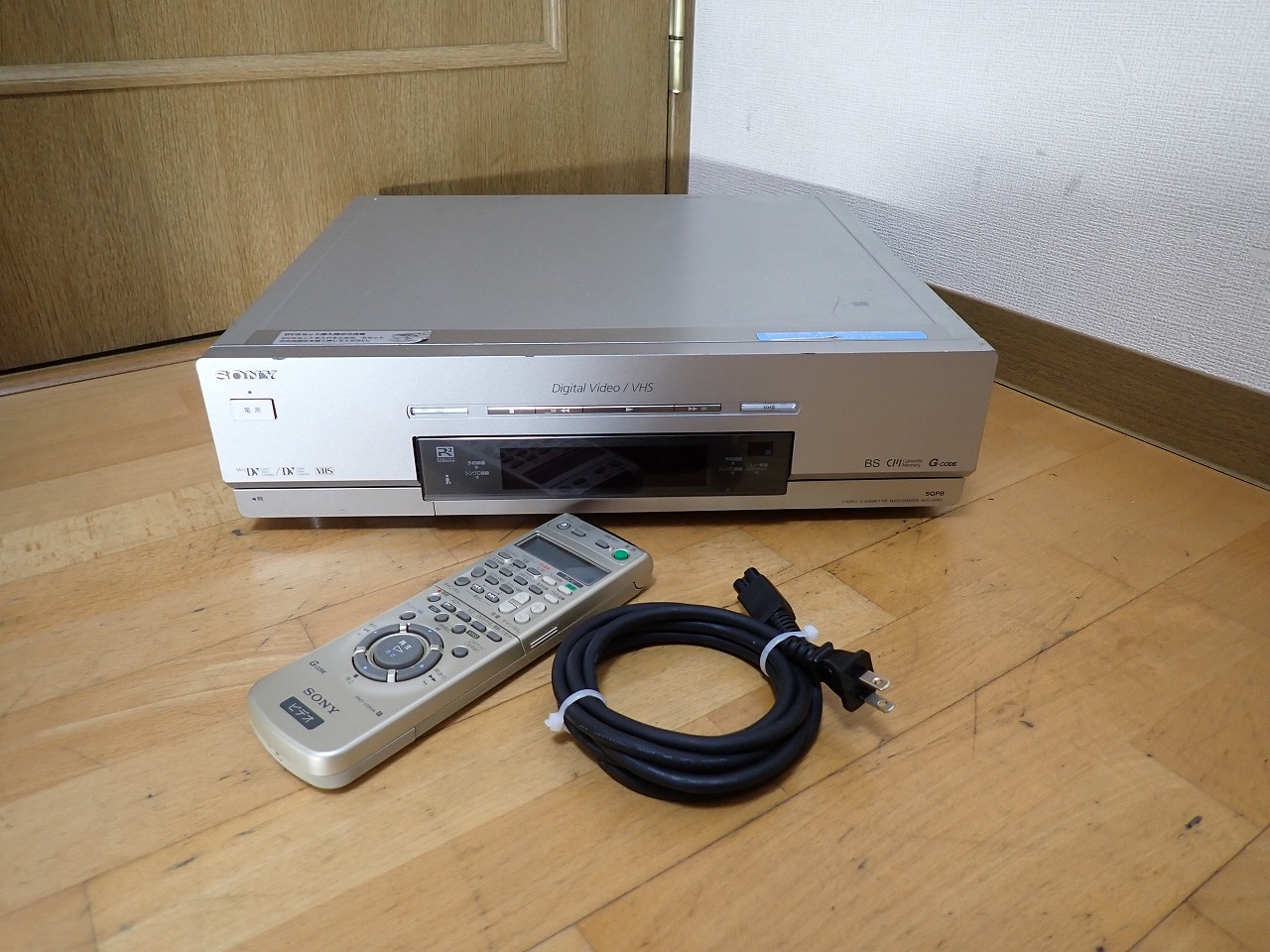 テレビ/映像機器 その他 DV+VHSビデオデッキ SONY WV-DR5 ソニー ダブルデッキ リモコン RMT 
