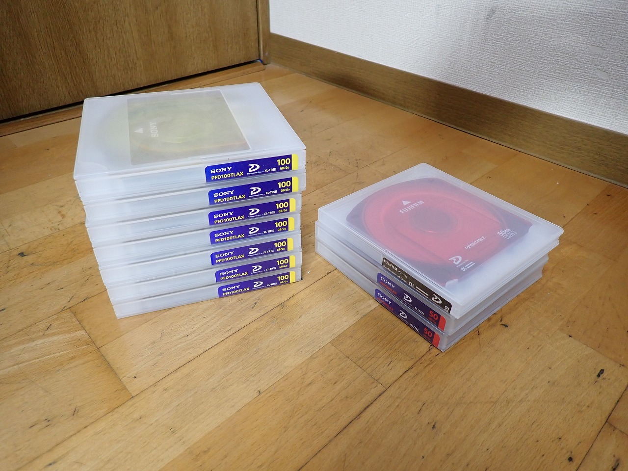 新品SONY XDCAM 50GBディスク 5枚+新品シール5枚付(計10枚) 新品SONY XDCAM 50GBディスク 5枚+新品シール5枚付(計10枚) 特価