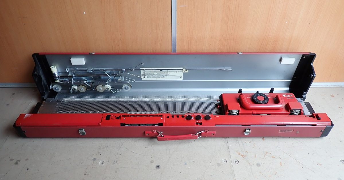 編み機 SILVER REED SK700 PUNCH CARD シルバーリード パンチカード カンタン 70 手芸 ハンドクラフト