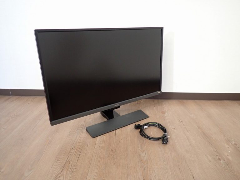 液晶ディスプレイ BenQ EW3270U ベンキュー 31.5インチ 4K HDR アイケア モニター HDMI DP USB Type-C