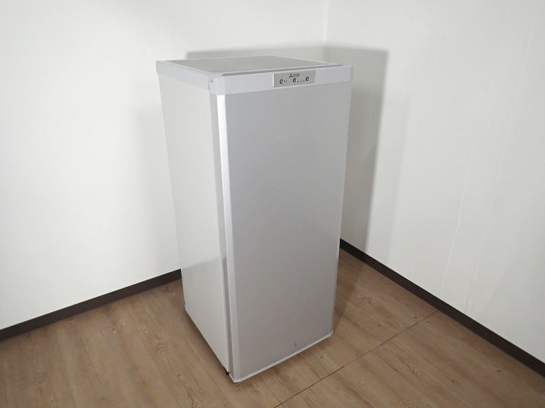 冷凍庫 MITSUBISHI MF-U12D-S 三菱電機 ホームフリーザー 縦型 急速冷凍 4段 家庭用 シルバー 121L 2018年