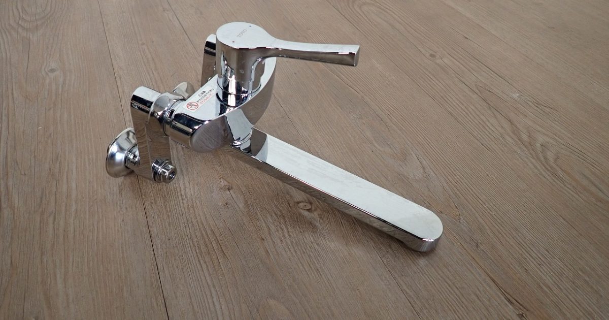 水栓 TOTO TKS05315J 壁付シングル 混合水栓 キッチン 台所 シンク