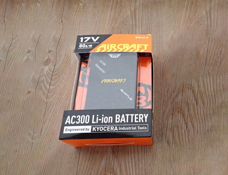 モバイルバッテリー BURTLE AIRCRAFT AC300-35 バートル エアークラフト リチウムイオンバッテリー ブラック 17V 80L/秒