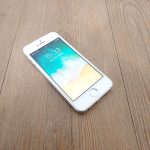 iPhone SE Apple MP832J/A A1723 アップル アイフォン 32GB シルバー SoftBank スマートフォン 判定〇