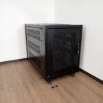 サーバーラック KAWAMURA HDV-14 河村電器産業 メッシュ 19インチ 14U キャスター 鍵付き