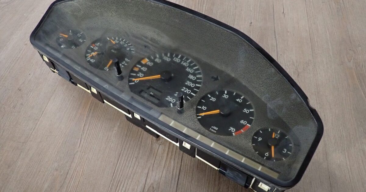計器 VDO 110.008.597/036 87001299 Mercedes-Benz SL R129 87001299 メルセデスベンツ スピードメーター タコメーター ジャンク 水温計 時計 16