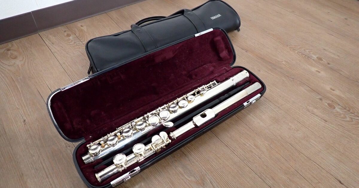 フルート YAMAHA YFL-211 ヤマハ ハードケース付属 管楽器