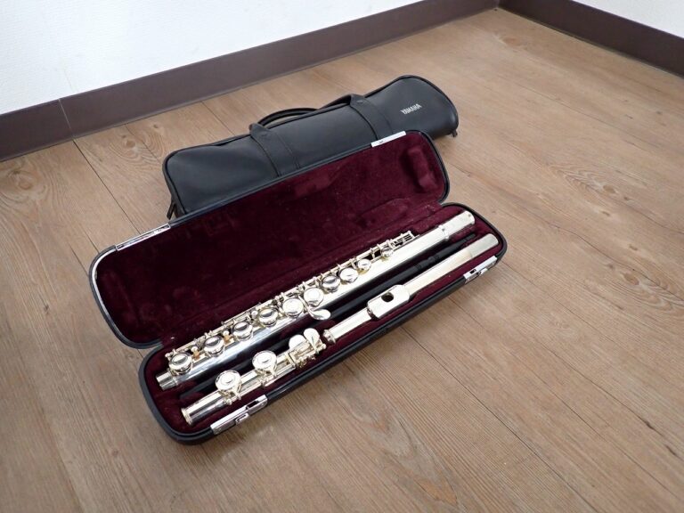 フルート YAMAHA YFL-211 ヤマハ ハードケース付属 管楽器