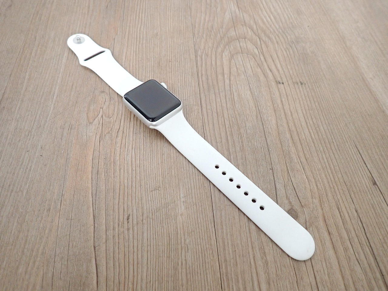 Apple Watch MTEY2J/A A1858 アップルウォッチ Series 3 GPSモデル 38mm アルミニウム ホワイト ...