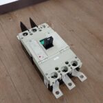 ブレーカー MITSUBISHI NF630-CW 600A 3P Ui 690V Uimp 8kV 50-60Hz 三菱電機 ノーフューズ 低圧遮断機 スイッチ