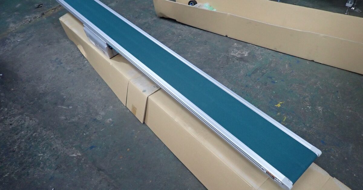 ベルトコンベヤ okura DMG15DR217N11T04Z BELCON mini III オークラ ベルコンミニ3 200V 長さ217cm 幅15cm 電動 コンベア