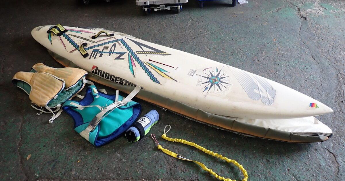 ウィンドサーフィン BRIDGESTONE B-280 長さ280cm 幅58cm ヤマハ ライフジャケット Gaastra Sails DA KiNE