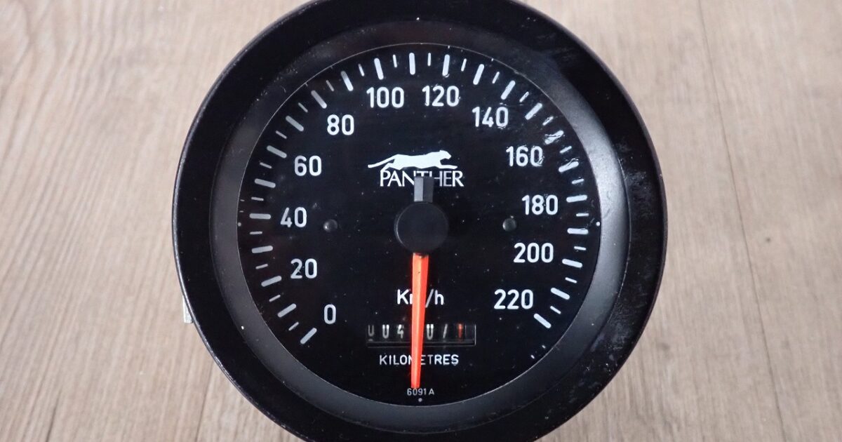 計器 PANTHER 6091A スピードメーター 220km/h 円型 ジャンク 60
