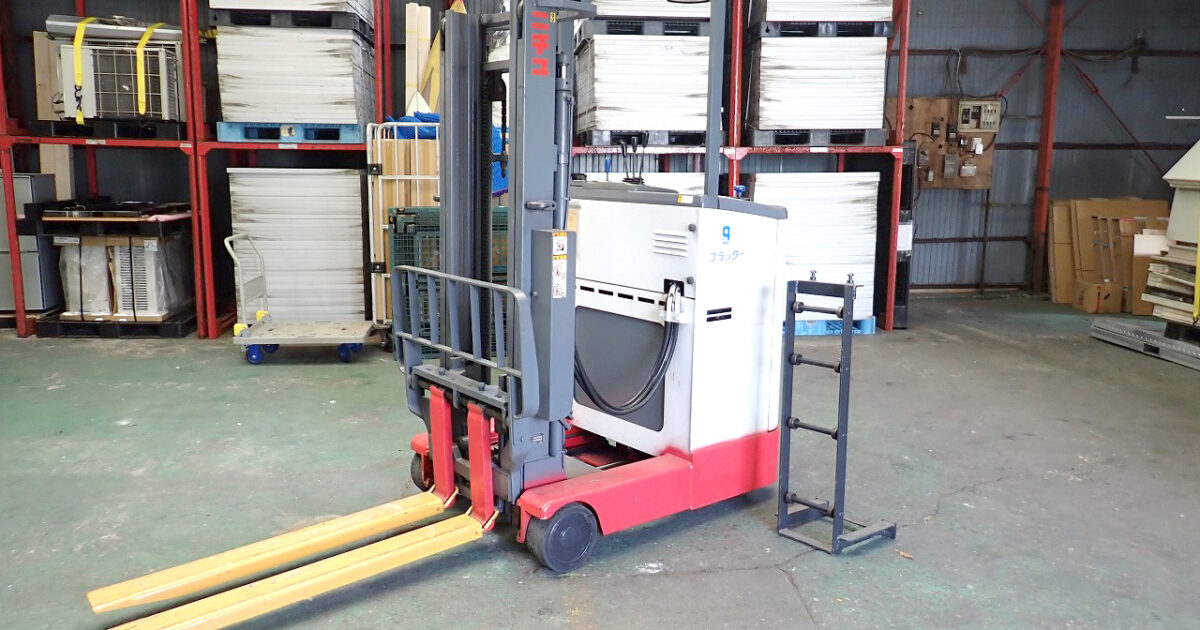 フォークリフト NICHIYU FBR9-60-300 ニチユ プラッター 9 900kg バッテリー リーチ 爪長 1240mm 最大揚高 3000mm 66.6HR 41km