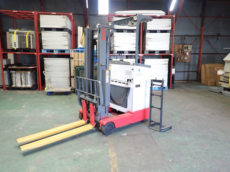フォークリフト NICHIYU FBR9-60-300 ニチユ プラッター 9 900kg バッテリー リーチ 爪長 1240mm 最大揚高 3000mm 66.6HR 41km