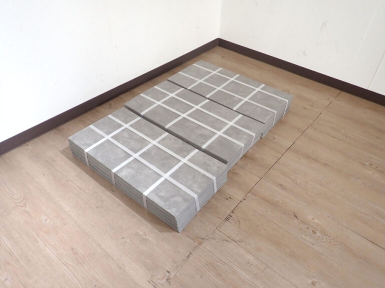 フロアタイル SOLUM set18-84 ソルム 置くだけ 床タイル ストーン 石材 30.5cm × 61cm 65枚 7.82畳分