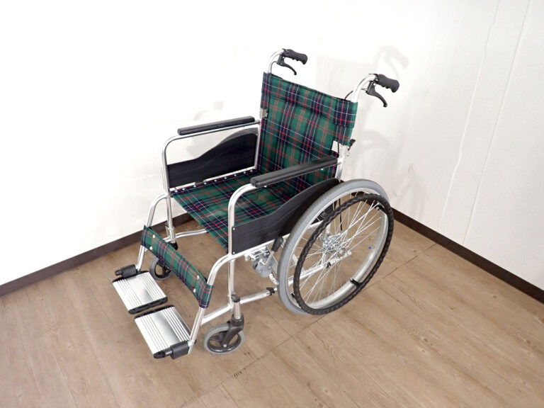 車椅子 MATSUNAGA AR-280 松永製作所 アルミ製ワイドタイプ 自走型 介助 介護用品 背折れ式 ドラム式制動用ブレーキ