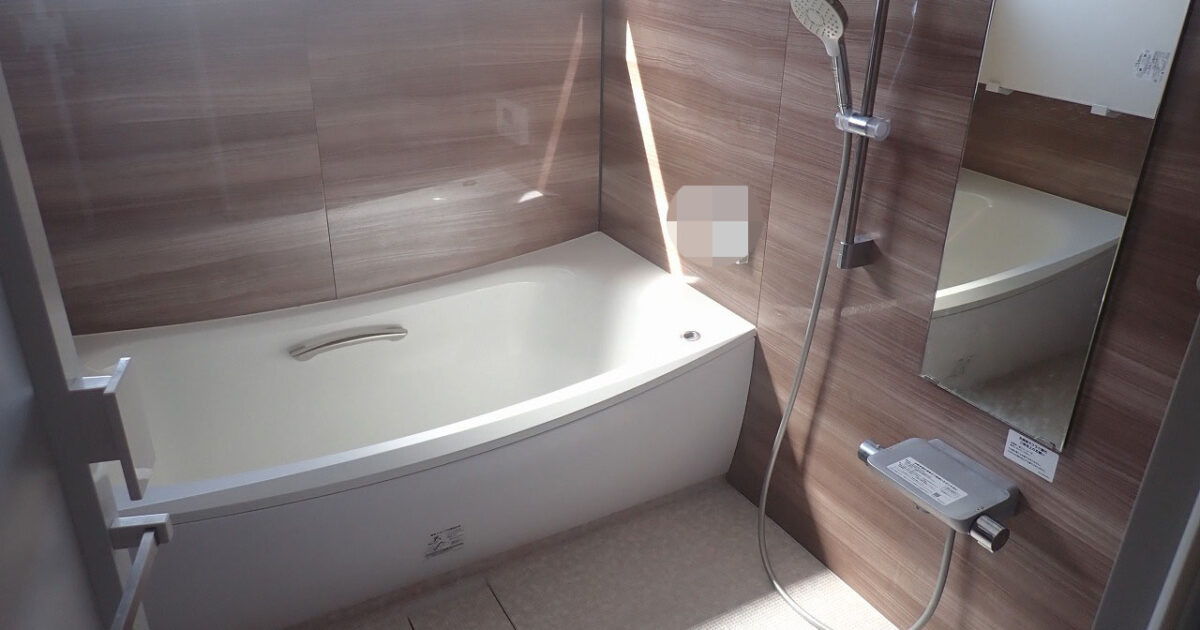 ユニットバス TOTO sazana HTV1620US サザナ 戸建て用 浴槽 水栓 シャワー パネル 架台 換気扇 風呂 2021年