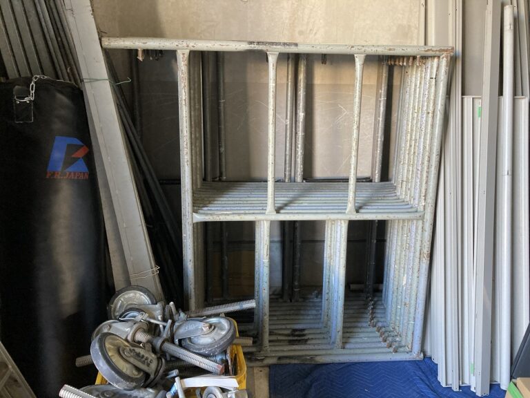 ローリングタワー 4段分 足場板 足場 高所作業 アウトリガー付き ステージ キャスター付き 2段分解可能