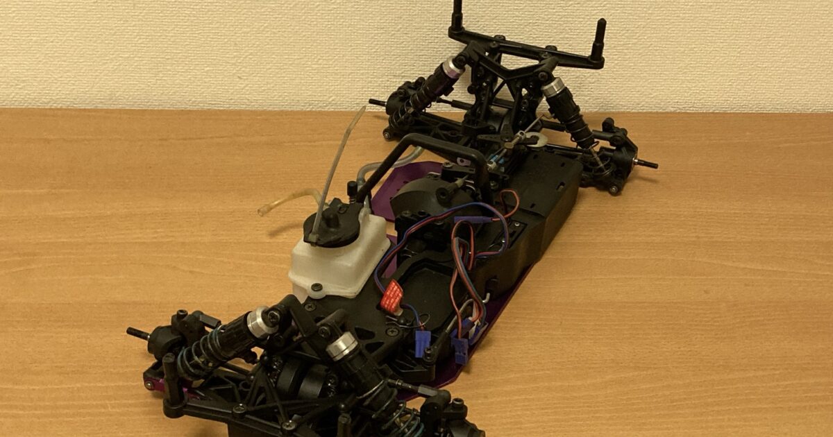 HPI エイチピーアイ サーボ付き エンジンラジコン シャーシ RS4 エンジン