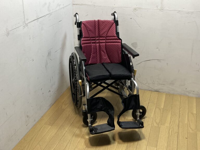 Nissin 日進医療器 ウルトラシリーズ アルミ 自走式車椅子 ULTRA NA-U1+ 座幅38cm 自動ブレーキ付き