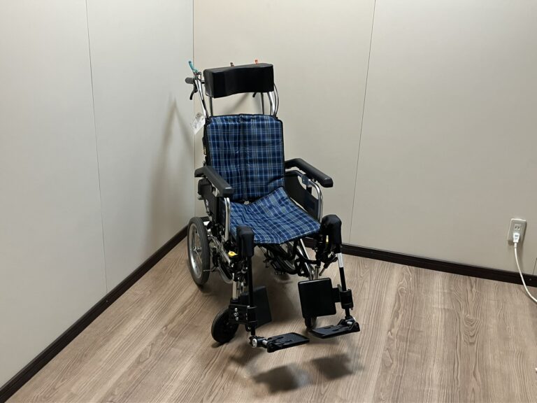 MIKI ミキ 介助用 リクライニング 車椅子 車いす SKT-8 折り畳み 折り畳み