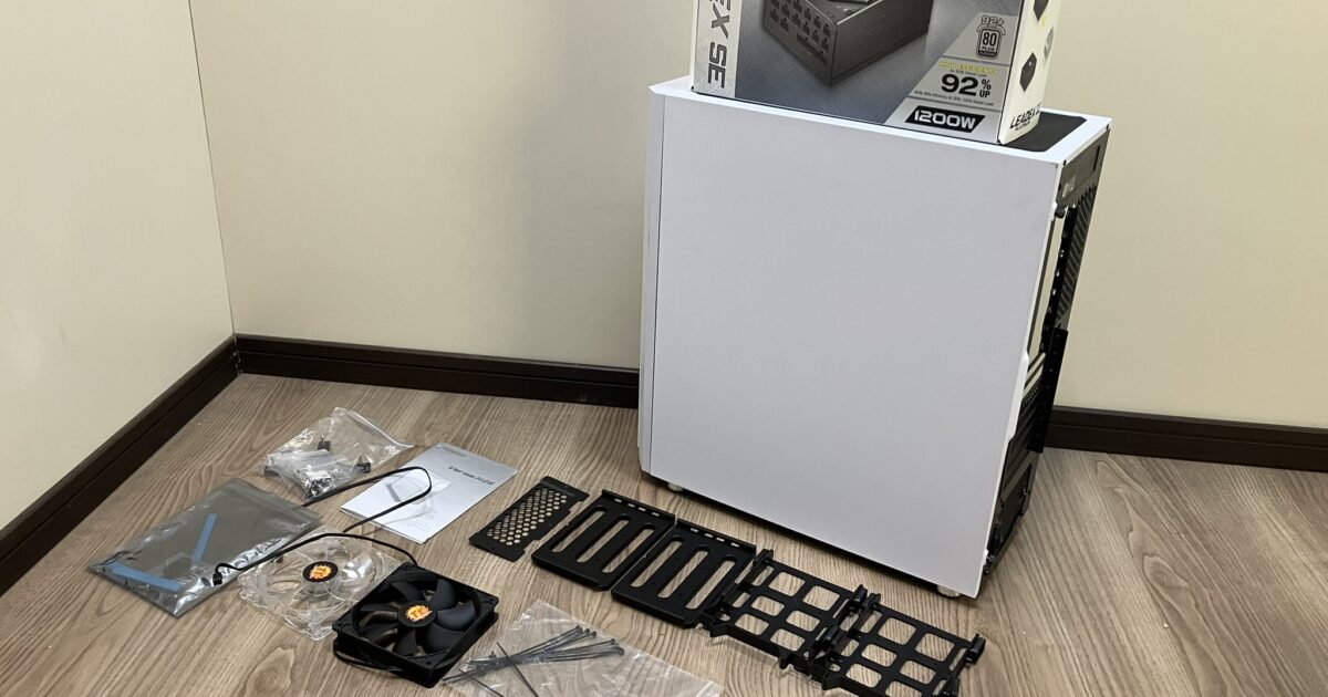 Thermaltake SUPER FLOWER PCケース Versa H26 電源 SF-1200F14MP SE 1200W LEADEX PLATINUM