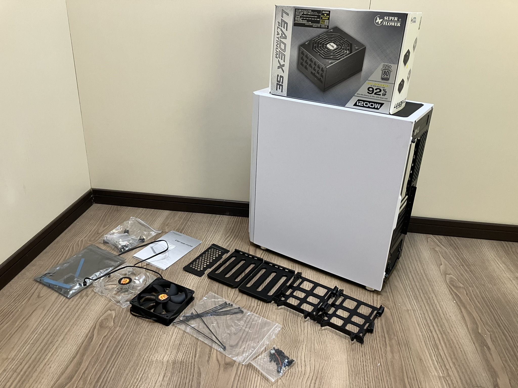 SUPER FLOWER SF-1200F14MP 電源ユニット