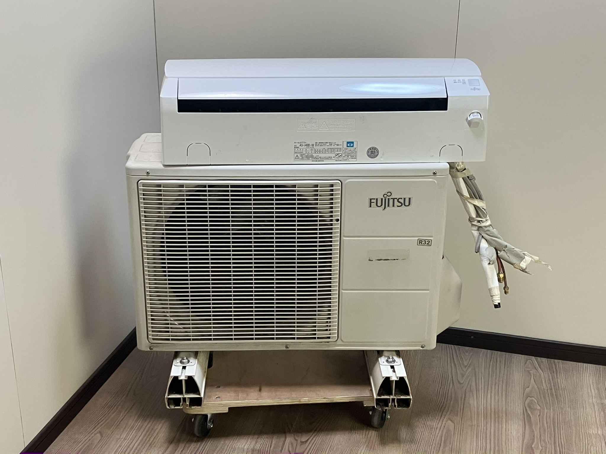 14畳 富士通インバーター冷暖房エアコン J シリーズ AS-J40E-W