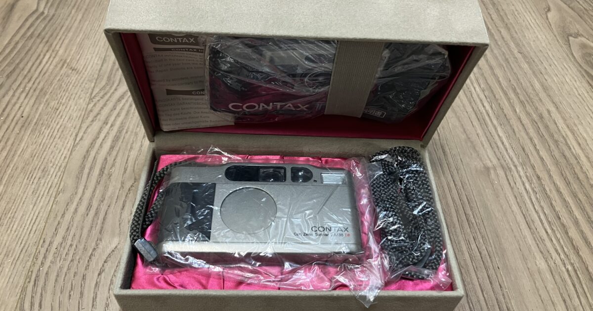CONTAX コンタックス フィルムカメラ T2 Carl Zeiss Sonnar 38mm F2.8 /38 T*AFコンパクトカメラ 元箱付き 説明書 ケース付き