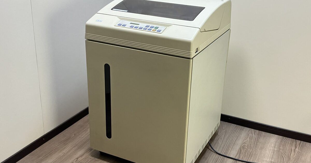 IBM アイビーエム 19インチ 25U サーバーラック 93072RX 中型 メッシュパネル NAS UPS