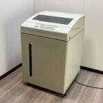 IBM アイビーエム 19インチ 25U サーバーラック 93072RX 中型 メッシュパネル NAS UPS