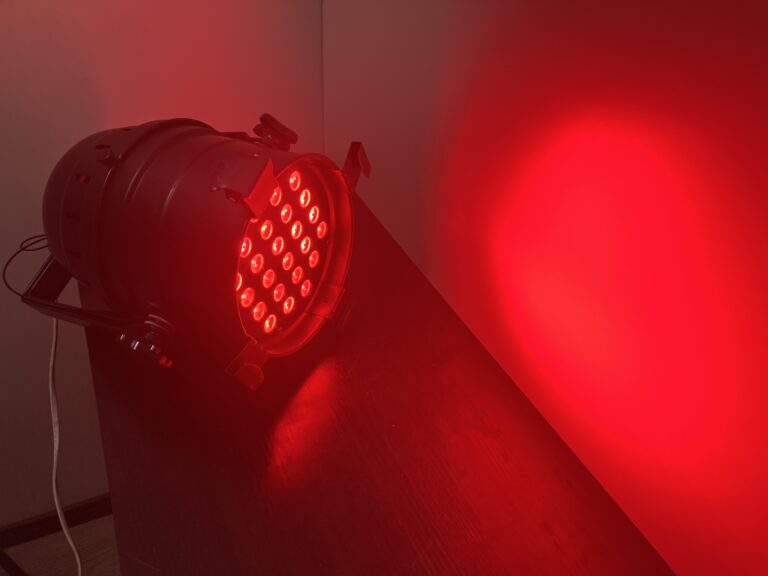 LIGHT HOUSE LED パラーライト PAR64 LED824 DMX512対応 8ch 24灯