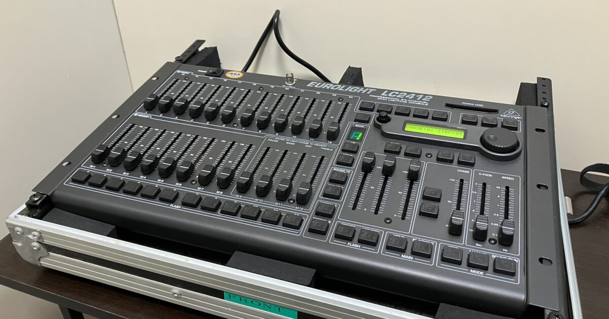 BEHRINGER ベリンガー 照明コントローラー 調光卓 24ch DMXコントローラー EUROLIGHT LC2412