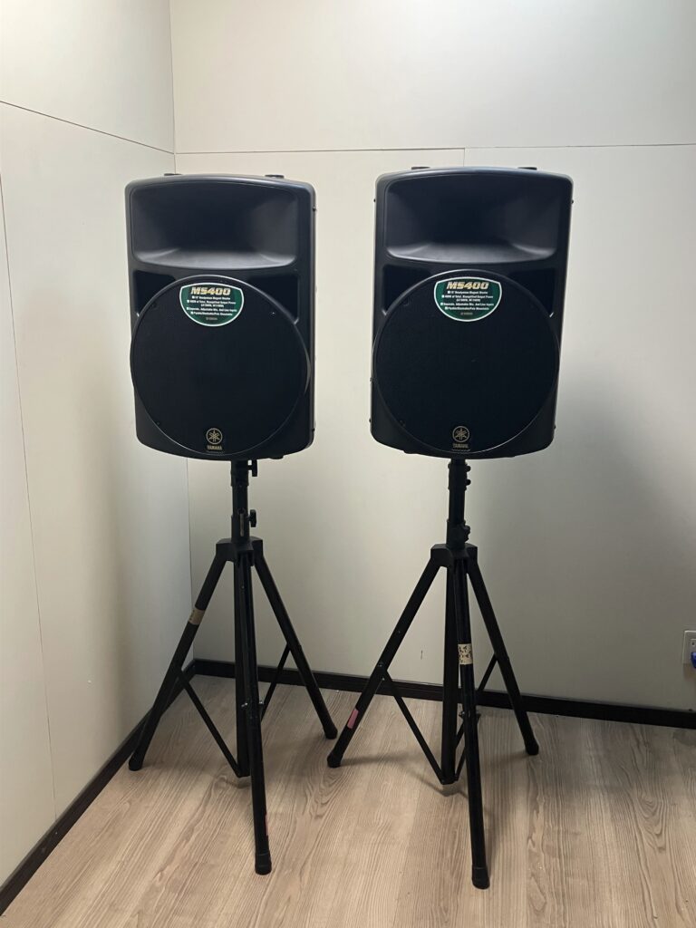 YAMAHA ヤマハ スタンド付き パワードスピーカー MS400 PA機材 音響機材