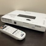 EPSON エプソン LCD ビジネスプロジェクター EB-1751 データプロジェクター 2600ルーメン