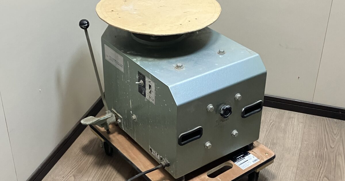 GOOD グッド電気 電動ろくろTP-250 陶芸ろくろ テーブル300mm 100V