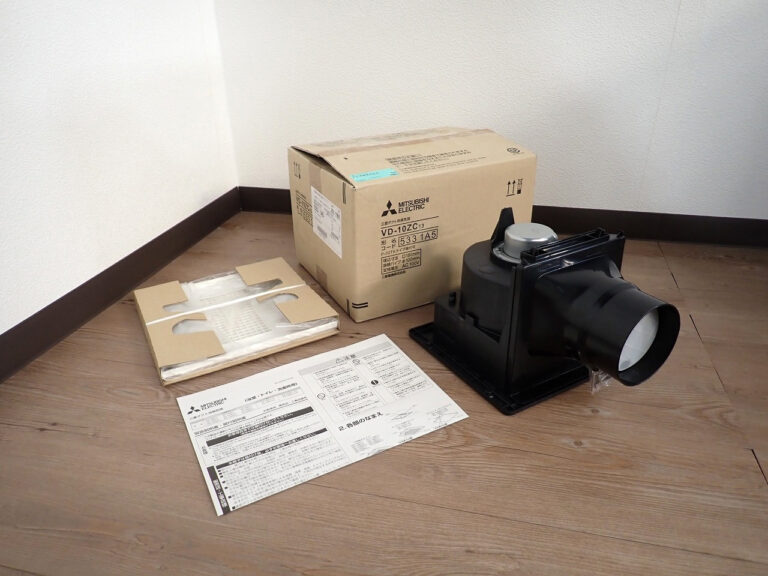 換気扇 MITSUBISHI VD-10ZC13 三菱電機 ダクト用 天井埋込形 単相 100V 接続パイプ φ100mm 埋込寸法 180mm角  浴室 トイレ 洗面所