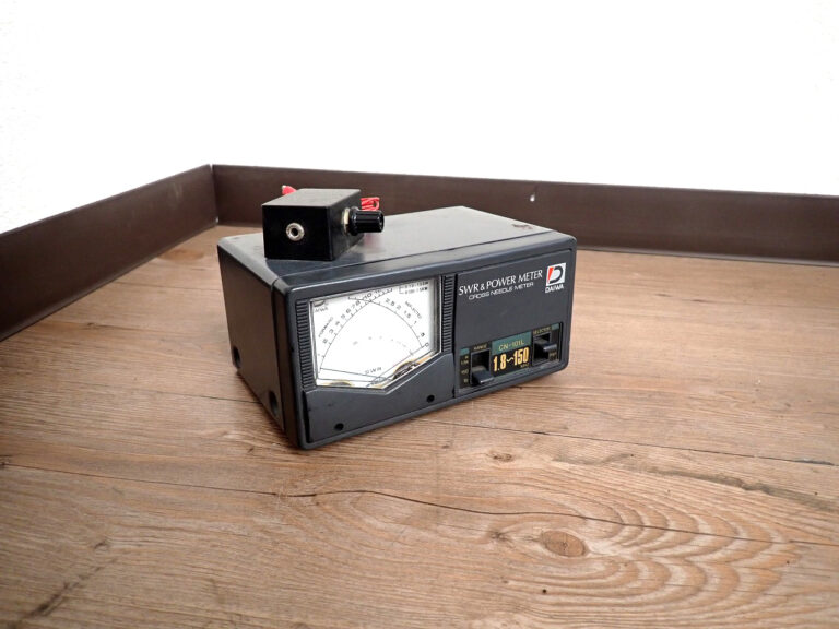 SWR&POWERメーター DAIWA CN-101L ダイワ SWRパワー計 クロスメーター式 1.8～150MHz max1.5Kw